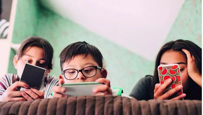 Australia Adds YouTube to Child Social Media Ban that Covers Under-16 Ban