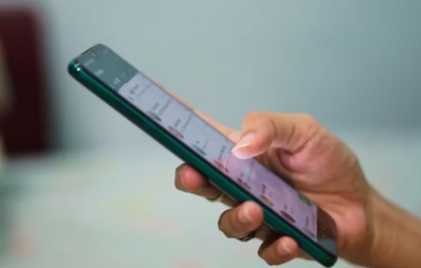 EU to Ban Private Messaging? "Chat Control" Plan Could Enable Mass Surveillance by October