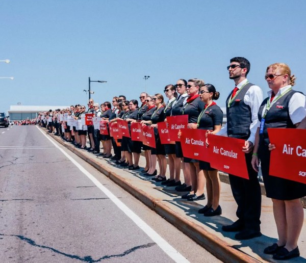 Air Canada Grounds All Flights as Cabin Crew Strike Begins