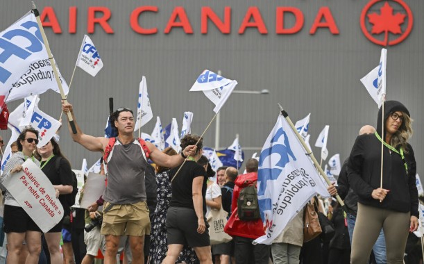 Air Canada Flight Attendants Defy Back-to‑Work Orders, Strike Enters Fourth Day